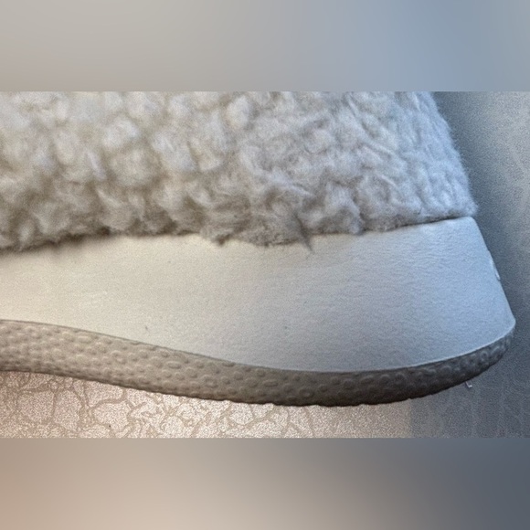 Allbirds | Women's Wool Runner Go - Fluff sneakers. Size: - Picture 13 of 16